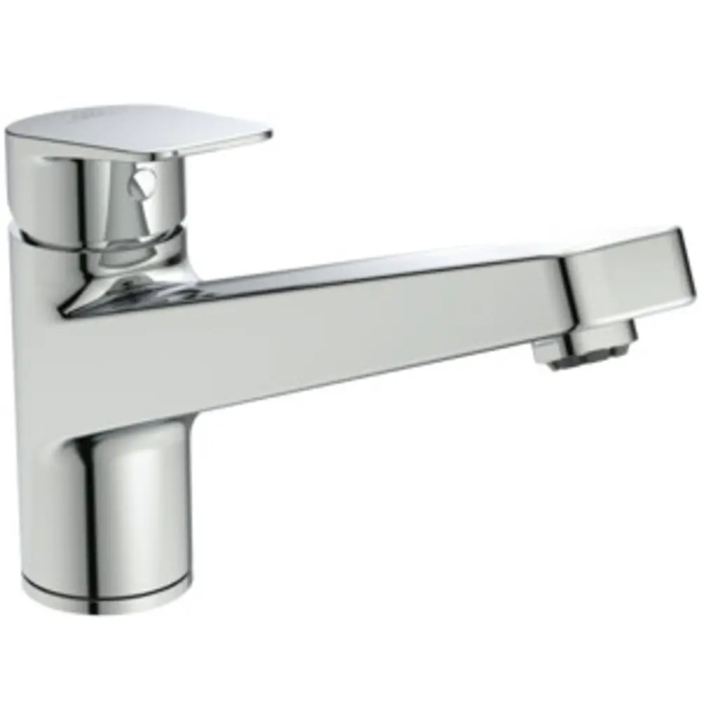 Küchenarmatur von Ideal Standard mit verchromter Oberfläche. Die Armatur hat einen schmalen Auslauf und einen seitlichen Bedienhebel zur Regulierung des Wasserflusses.